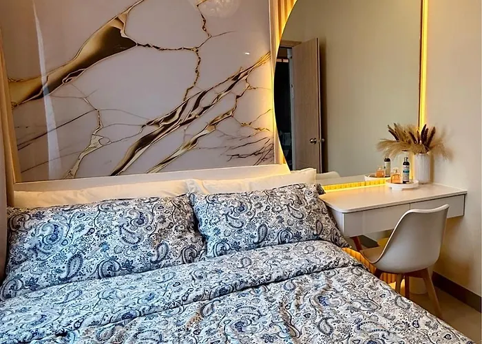 2br Luxe Staycation In Charm Residences *